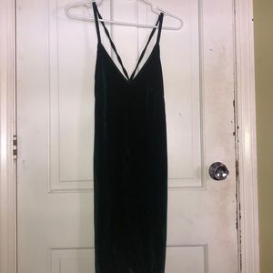 V-Neck Dark Green Velvet Bodycon Minidress